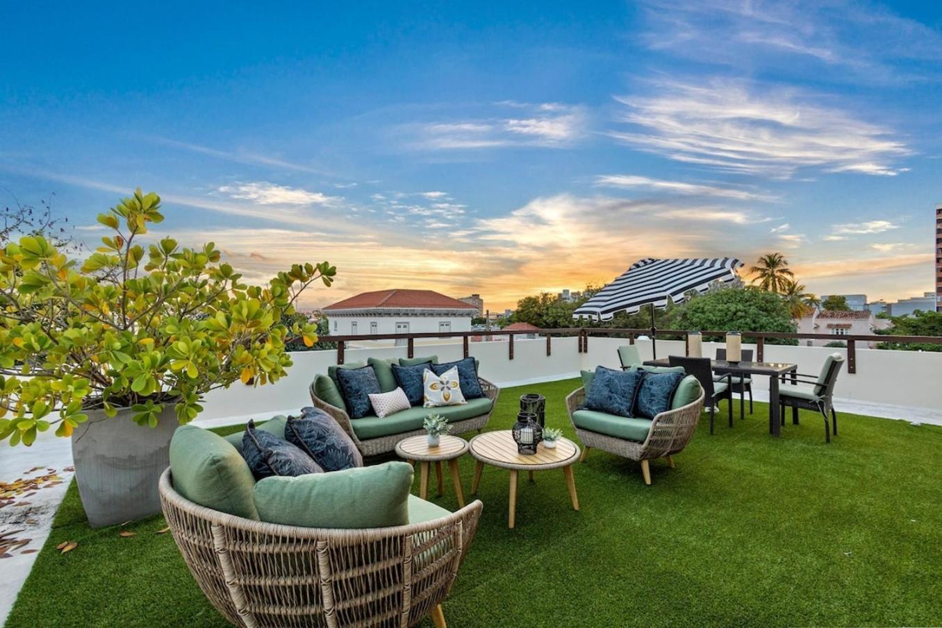 Hidden Gem In Miramar- Power Generator- Parking Apartment San Juan Exterior photo